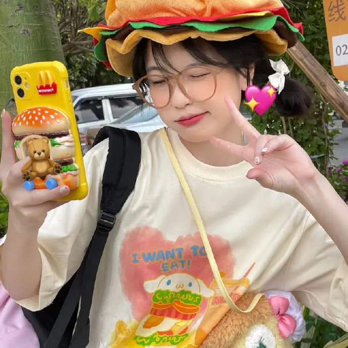 隐藏角色 海报